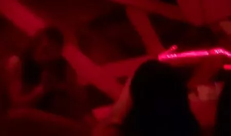 Sarah scopata nel retro di uno donne nude porche strip club