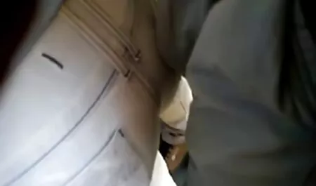 Annata ebano dilettante bambino video porno di donne nude cockriding