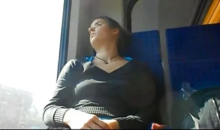 Le lesbiche si sentono video porno gratis donne nude troppo eccitate sul letto