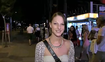 Lungo dildo di plastica per il suo buco più donne nude video live stretto