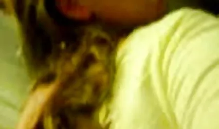 Natasha fa un assolo Anale speciale video donne nude per Halloween!