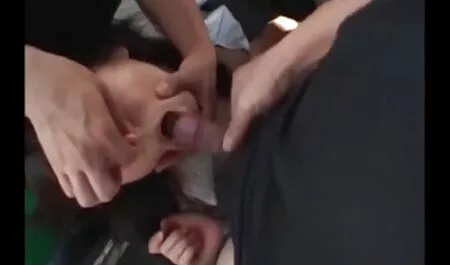 Alexxx si dà una buona dose di chat donne nude sperma