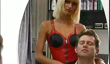 Bionda babe implora di donne nude video porno gratis scopare