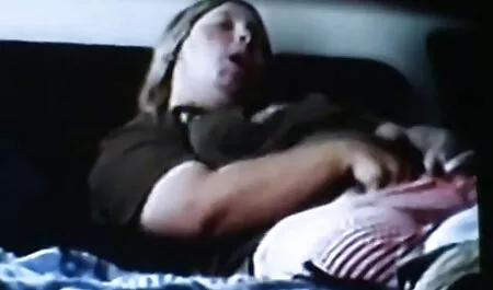 Per favore aiutami a massaggiare la mia video donne nude pelose figa