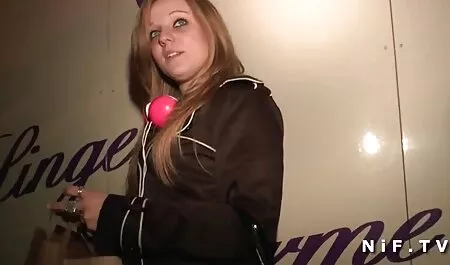 Milf bionda Bianca si scopa le video di nonne nude dita la sua figa matura