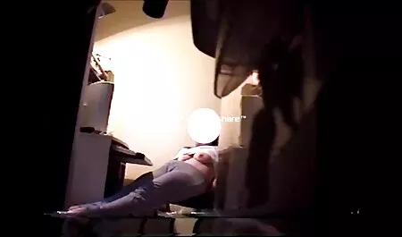 Toccami lì video donne nude